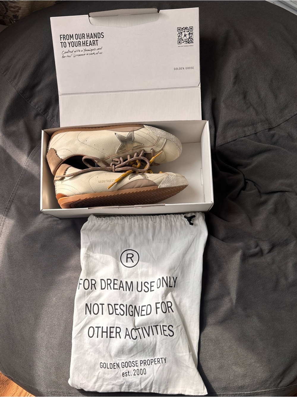 Golden Goose unisex Cream and Brown Star-Detail Sneakers